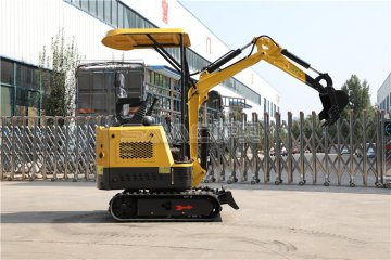 小型挖掘機(jī)使用破碎錘要注意什么？搞不好挖機(jī)